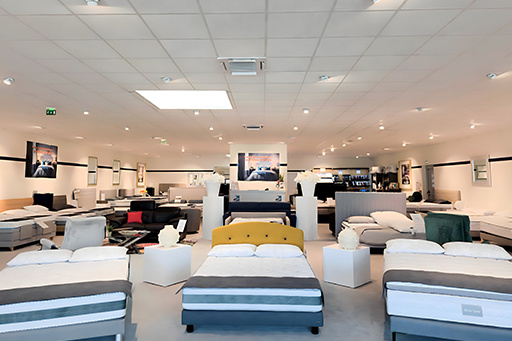 Intérieur magasin de literie Fréjus - [7]